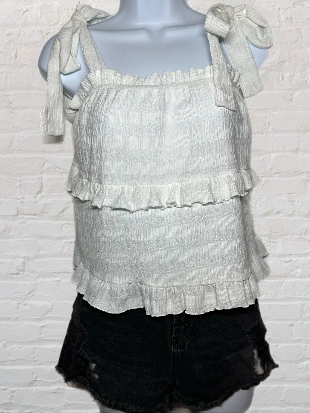 Altar’d State White Stretch Tie Strap Babydoll Roche Tiered Top in Size XS
